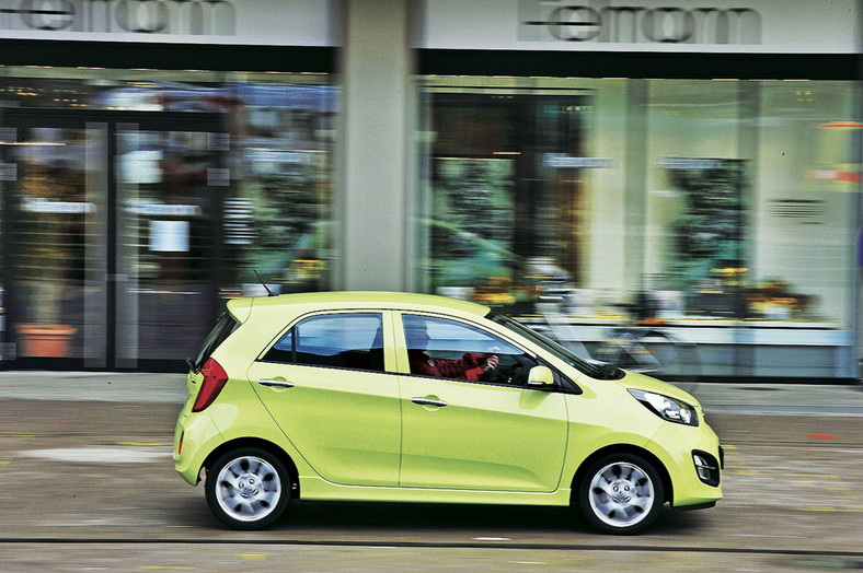 Kia Picanto kontra Renault Twingo i VW UP!: parada nowości wśród maluchów