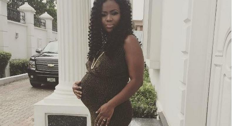 Photos from Lami Phillips' baby shower