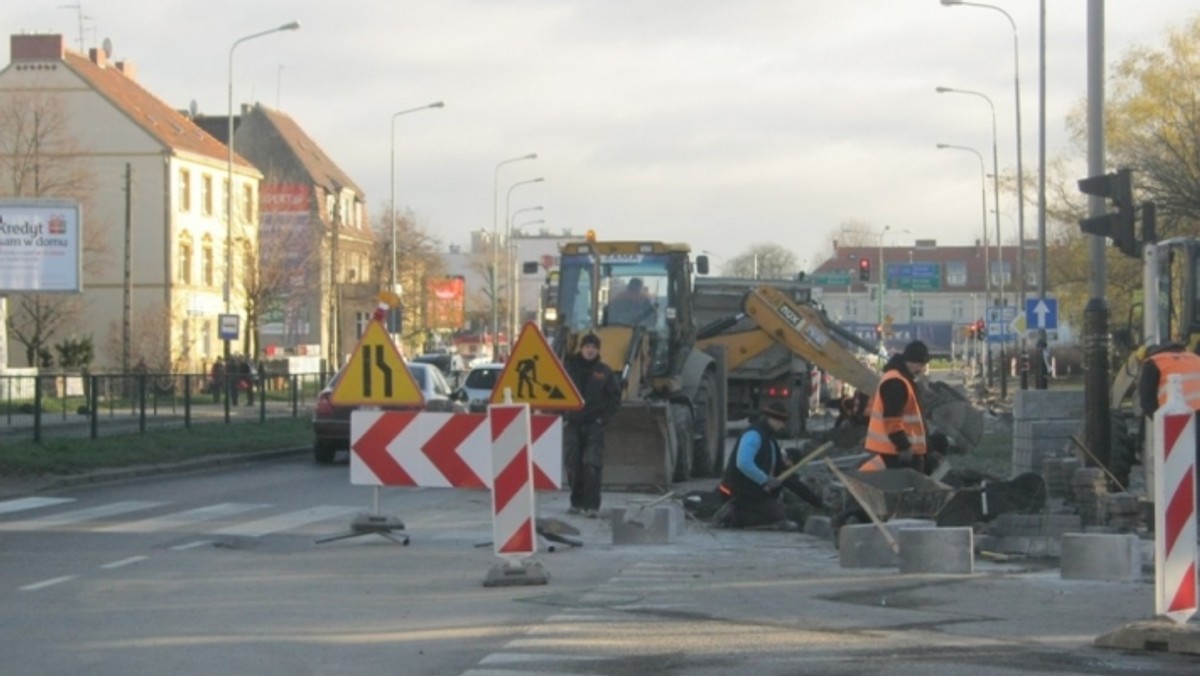 Na ulicy zaczynają się roboty brukarskie i bitumiczne, a to oznacza, że znów w tym rejonie zmieni się organizacja ruchu.