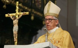 Abp Skworc: Apelujemy do MEN o obowiązkowe lekcje religii