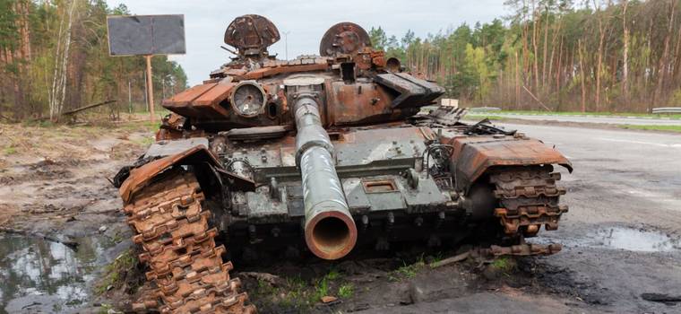 2 tys. czołgów straconych w Ukrainie. Odbudowa pancernych sił Rosji zajmie lata