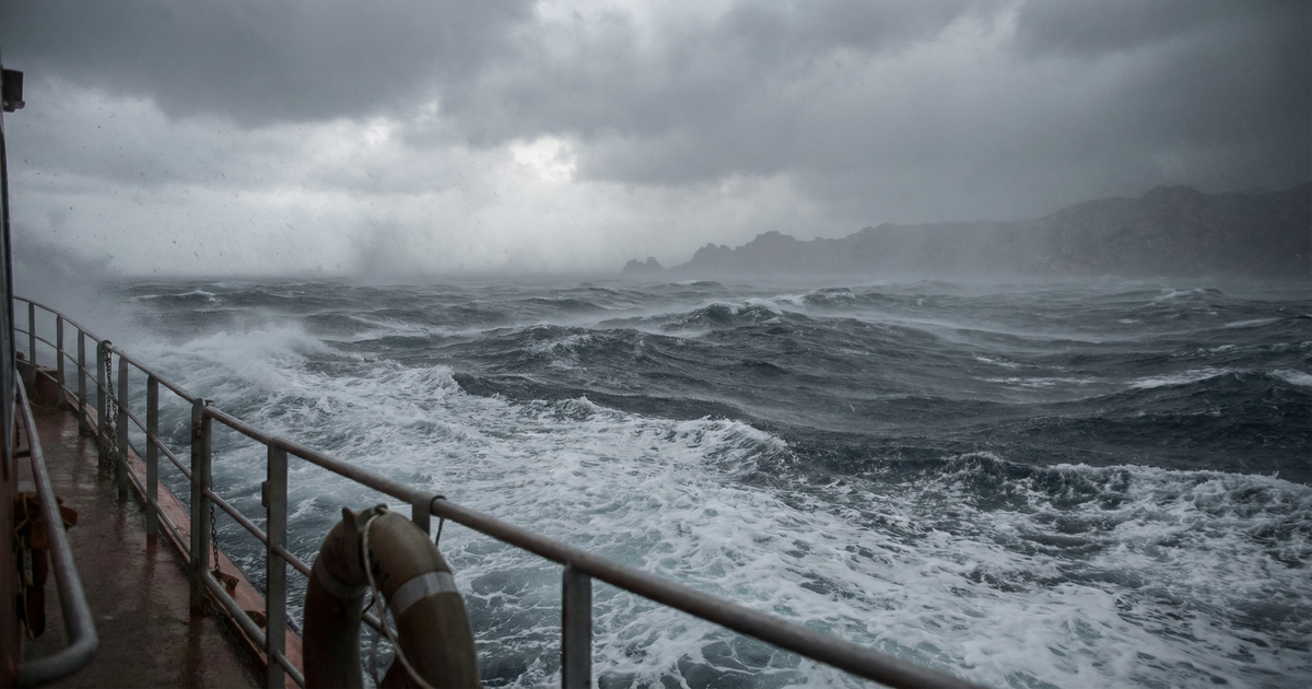 Ein-Jahr-alt-Zwillingsm-dchen-ertrinken-bei-Sturm-Flucht-nach-Lampedusa