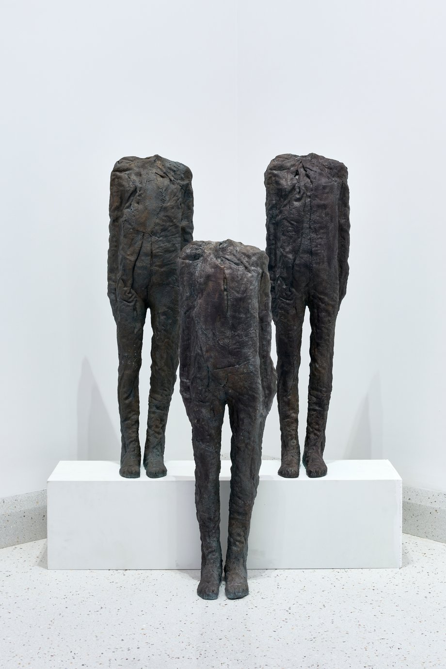 Magdalena Abakanowicz, Grupa figur dziecięcych, 2008