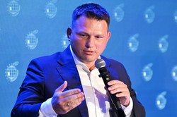 Mentzen: Z Kaczyńskim nie rozmawiam. W grze Nawrocki i pakt z PiS