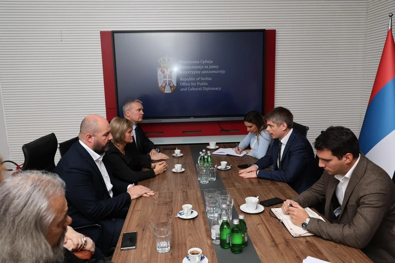 Sastanak Gujona sa gradonačelnicom Kjahte