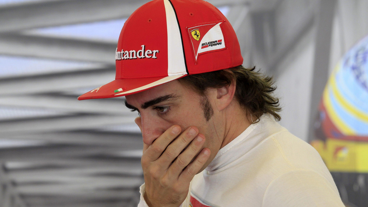 Jeżdżący obecnie w barwach Ferrari Fernando Alonso wyznał, że czarnym koniem przyszłorocznych wyścigów będzie zespół Mercedesa.