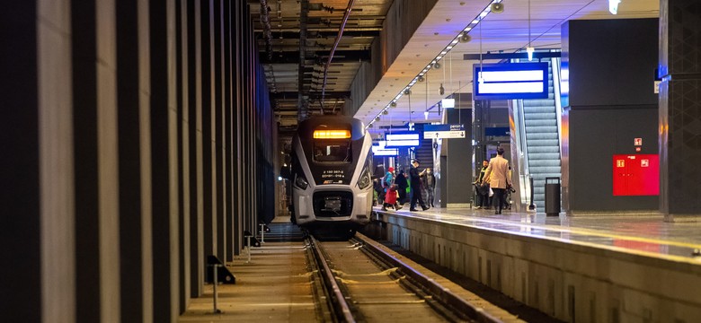 Wiceminister infrastruktury o biletach na kolej dużych prędkości. "Muszą być przystępne cenowo"