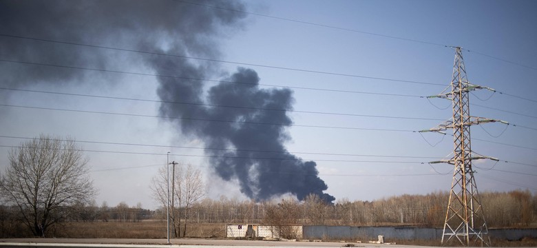 Rosja bombarduje Kijów. Alarmy lotnicze we wszystkich obwodach Ukrainy [RELACJA]