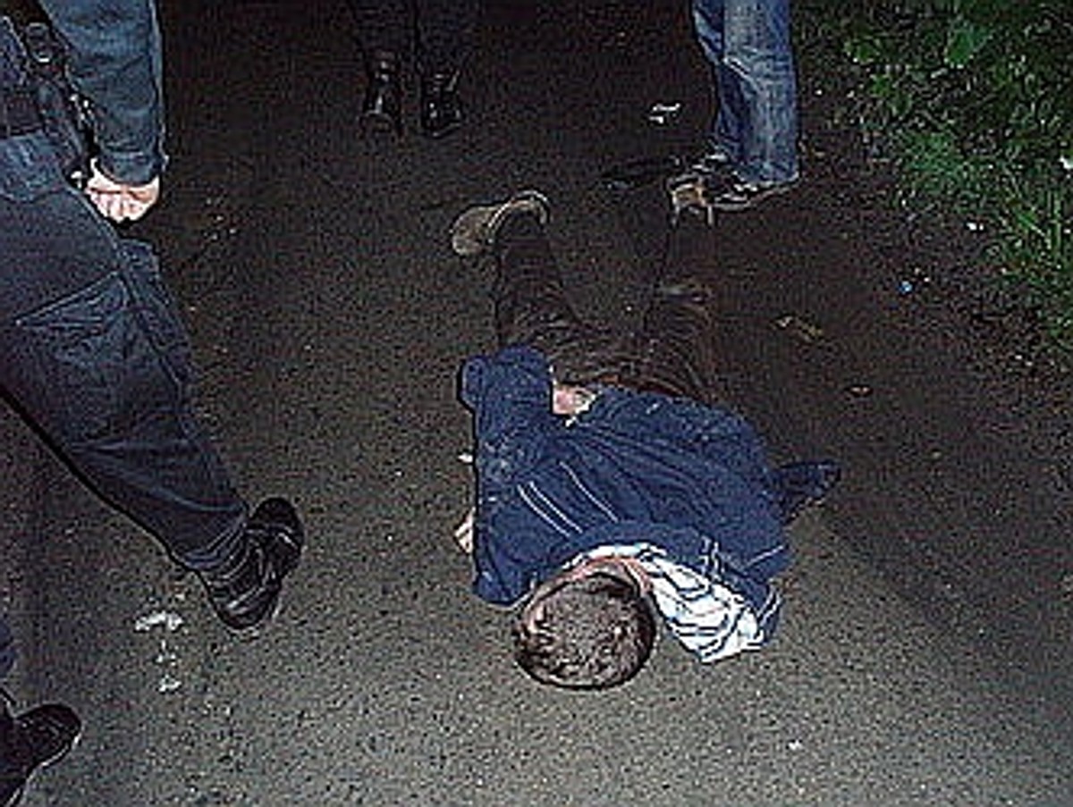 Strzały na drodze i koniec pijanego pirata