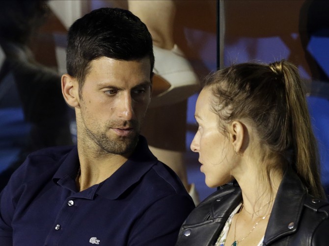 "Novak brutalno ponizio Jelenu, posle ove izjave je spavao na kauču"