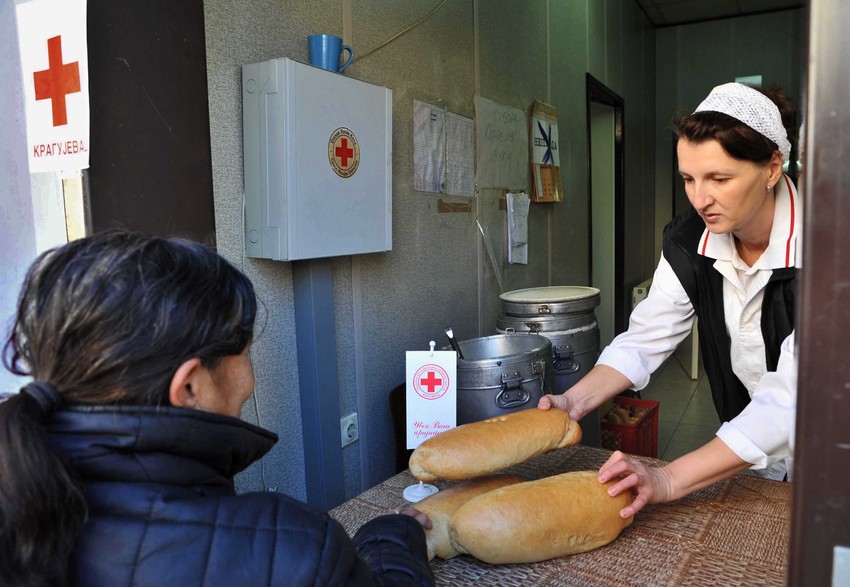 Za narodne kuhinje 350 miliona dinara: Obezbeđen obrok za sve korisnike