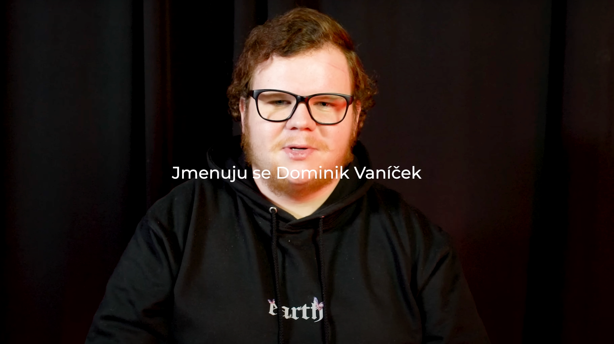 Dominik Vaníček z LIberca si ako chlapec zahral v reklame roztommilú vianočku.