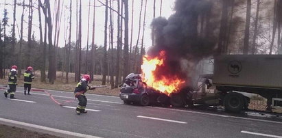 Zakleszczony kierowca spłonął żywcem