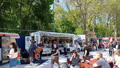 Indul az őrület: az ország legjobb food truckjai levonulnak a Balaton köré