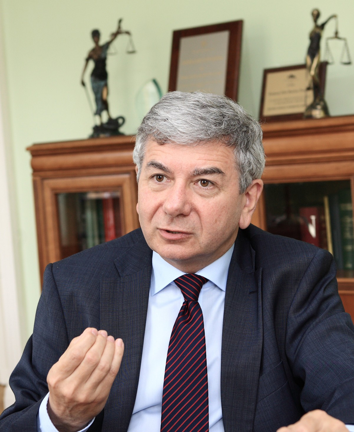 Maciej Bobrowicz, prezes Krajowej Rady Radców Prawnych, mediator gospodarczy i sądowy