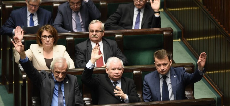 PiS przeciąga trybunał na swoją stronę