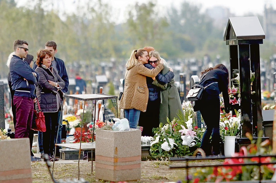 Nije lako: Sestra, mama i prijateljica