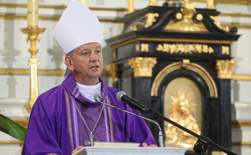 bp Józef Guzdek