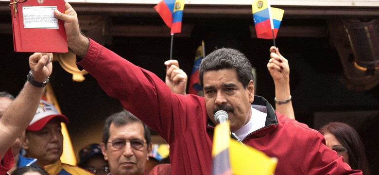 Maduro jak Putin? "Holandia boi się ataku Wenezueli na Antyle"