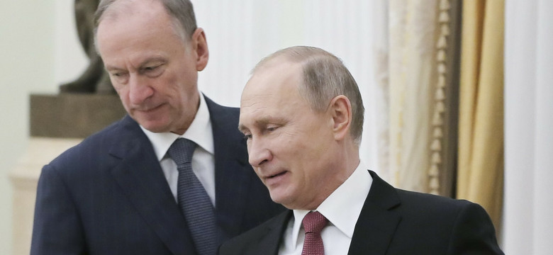 "Twardogłowi" Putina prezentują swój manifest. Wieczna wojna z Zachodem i gospodarka wojenna [OPINIA]