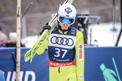Kamil Stoch zły na siebie. "To nie są loty, to są zwyczajne skoki"