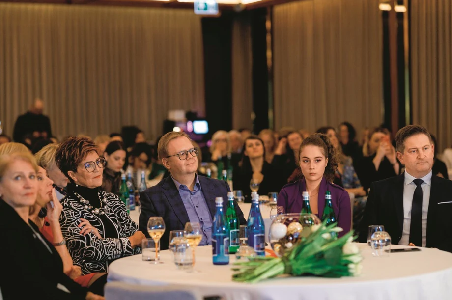 Od lewej: Jolanta Kwaśniewska (Fundacja Porozumienie bez Barier), Marcin Biegluk (RAS Polska), Magdalena Kutela, Aleksander Kutela (RAS Polska).