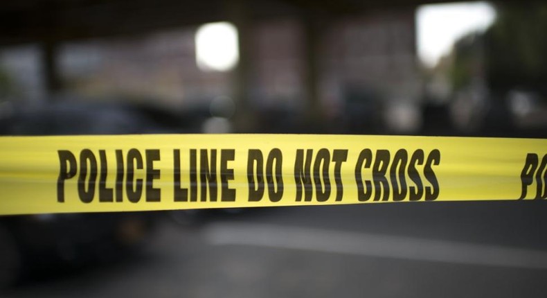 2 shot dead in early morning robbery