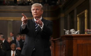 'FT': W walce z IS Trump będzie musiał wybrać między Turcją a Kurdami