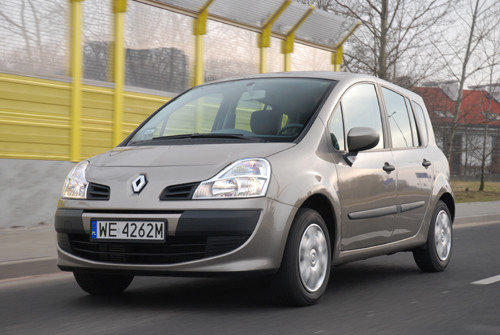 Renault Grand Modus 1.2 TCE Grand Alize - Centrum obserwacyjne