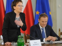 Kopacz zachwyca się Tuskiem. "Przyjaźnię się z jego siostrą"