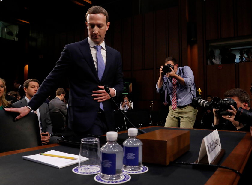 Założyciel Facebooka pod lupą. Zuckerberg złożył zeznania