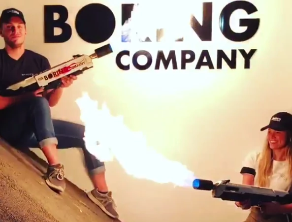 The Boring Company - miotacze ognia