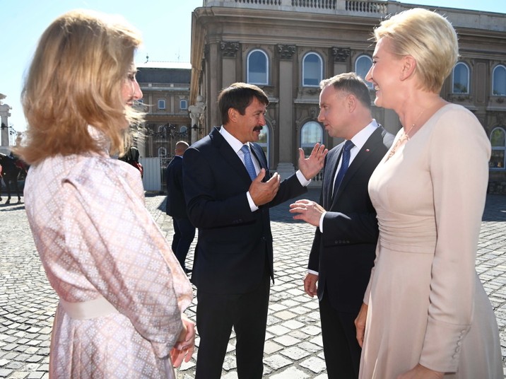 Agata Kornhauser-Duda i Andrzej Duda oraz Anita Herczegh i Janos Ader.