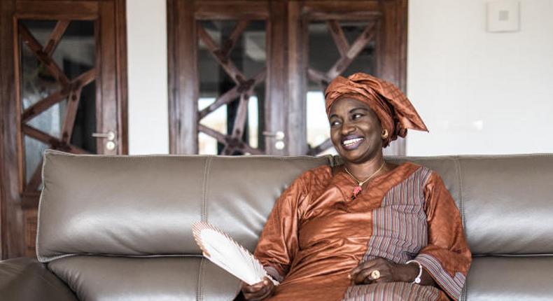 Aminata Touré, ancienne première ministre du Sénégal et députée entrante, chez elle à Dakar, le 8 septembre 2022. JOHN WESSELS / AFP