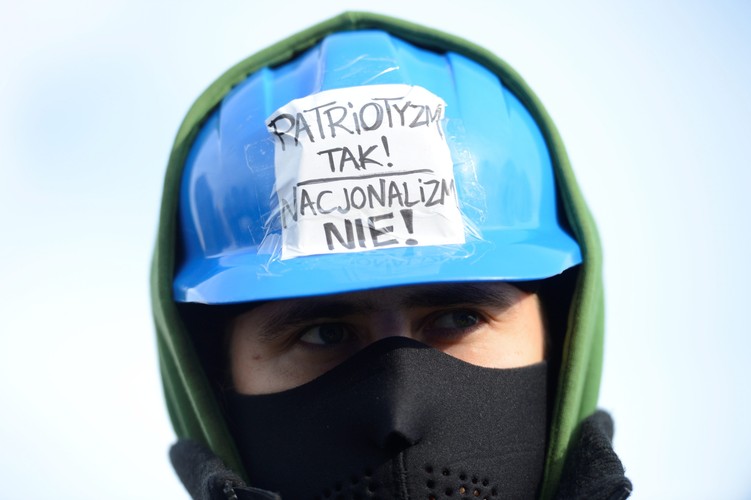 Uczestnicy demonstracji antyfaszystowskiej Porozumienia 11 Listopada, przed wyruszeniem pochodu spod pomnika Bohaterów Getta