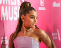 To już jest koniec... Ariana Grande po 2 latach małżeństwa rozwodzi się z mężem