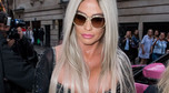 Katie Price z głębokim dekoltem