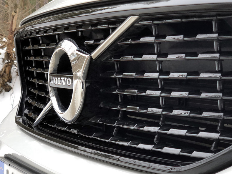 Volvo XC40 T5 FWD Recharge R-Design