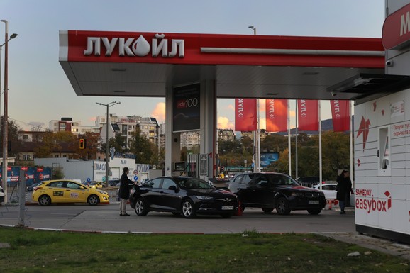 SAD produžile rok za pregovore o imovini Lukoila do 27. juna