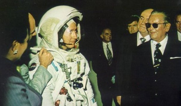 207288_35432tito10blicf