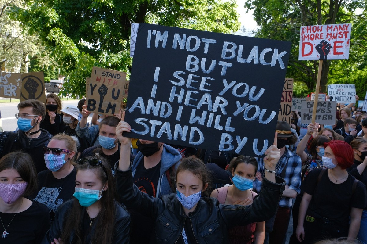 Protest przed ambasadą USA