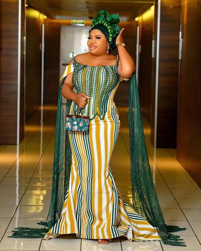 Jackie Appiah makes Ghana proud with her kente gown at AMVCA cultural day  2023