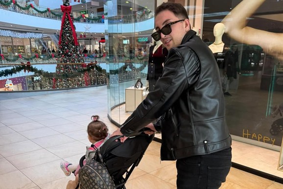 NAŠ PEVAČ ODRASTAO U ŠUMADIJI, PA SE ZBOG LJUBAVI PRESELIO U HRVATSKU Sada podelio prelepe vesti iz doma