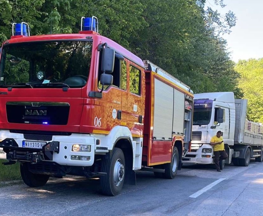 Zastoj na Iriškom vencu traje već nekoliko sati