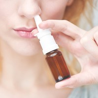 Készül a magyar fejlesztésű covid orrspray - ezt lehet tudni róla
