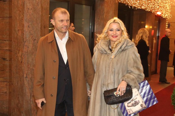 "MUŽ I JA SMO SE RAZIŠLI NA 2 GODINE, BILA JE VELIKA SVAĐA" Priznanje Sanje Đorđević mnoge iznenadilo: "Posle smrti oca sve se promenilo"