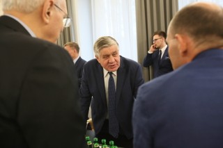 Jurgiel: Będzie akcja informacyjna ws. składania e-wniosków o dopłaty bezpośrednie