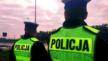 dobra wiadomość dla policjantów: od poniedziałku startują wypłaty świa