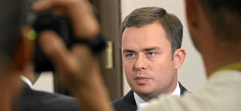 CBA doniosło na posła. Hofman zawiesza członkostwo w PiS