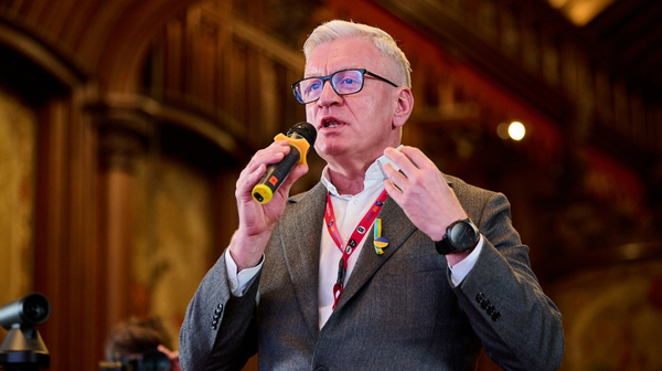 Musimy wspierać Ukrainę zarówno teraz, gdy trwa wojna, jak i po jej zakończeniu – twierdzi prezydent Poznania Jacek Jaśkowiak